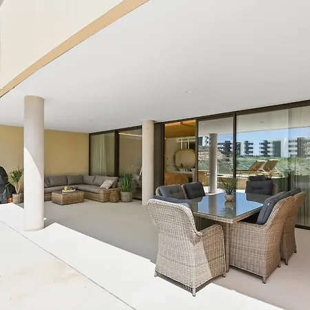 아파트 Darko ~ Great Views ~ Private Terrace Pool