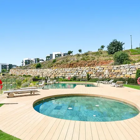 Darko ~ Great Views ~ Private Terrace Pool * 푸엔히롤라